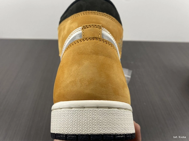 DB2889-700 Light Jordan High 1 Curry Element Gore-Tex 0627